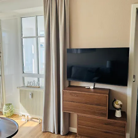 Bernstein - Funke Apartment *